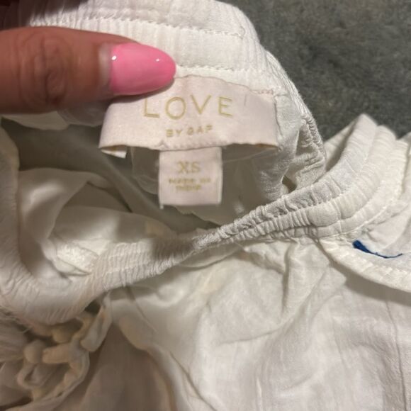 Womens White Embroidered Shorts GAP - Short Drawstring Shorts Size XS - Like New - Picture 3 of 3